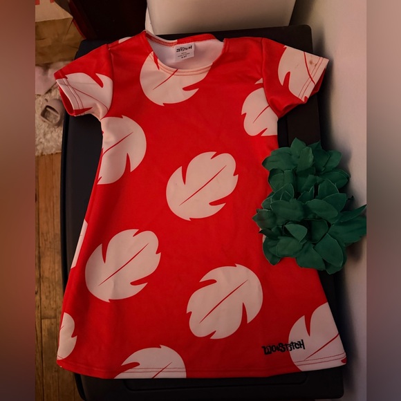Disney lilo & Stitch Red and White Leaf dress - Picture 1 of 3